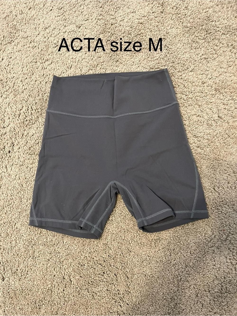 ACTA Ribbed Racerback Crop Top & biker shorts - Picture 3 of 4